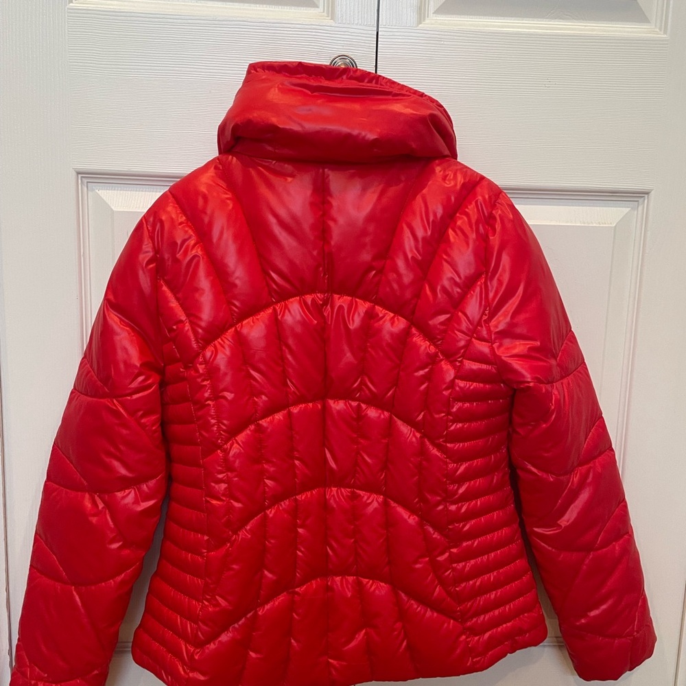 Red GUESS Puffer Jacket - Picture 2 of 4